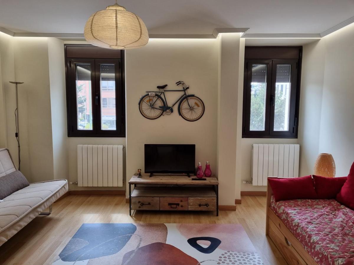Pilgrim Apartment Burgos Ngoại thất bức ảnh
